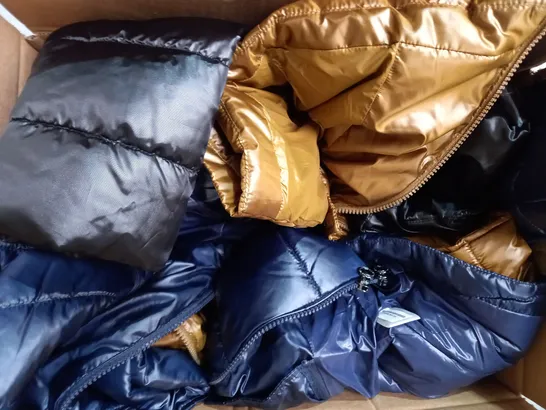 BOX OF APPROXIMATELY 5 ASSORTED CENTIGRADE PUFFER COATS IN VARIOUS COLOURS AND SIZES