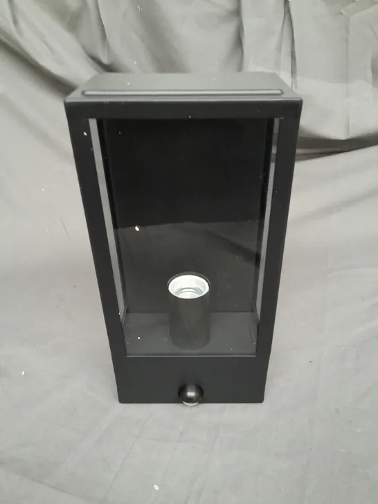 ZINK THORA BOX LANTERN