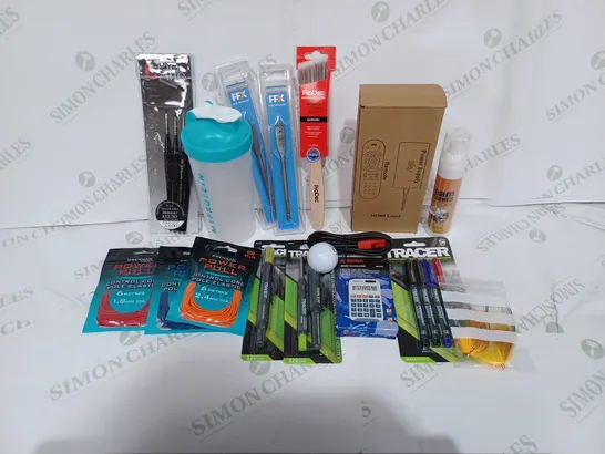 BOX TO CONTAIN APPROX. 30 X ASSORTED HOUSEHOLD PRODUCTS, INCLUDES SKY HDMI LEAD, CABLES, BRUSHES, DIY PRODUCTS, CALCULATOR ETC 