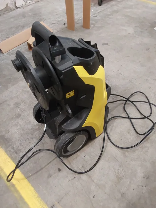 KARCHER K7 PREMIUM PLUS, FULL CONTROL PRESSURE WASHER - PIECES VISIBLY MISSING 