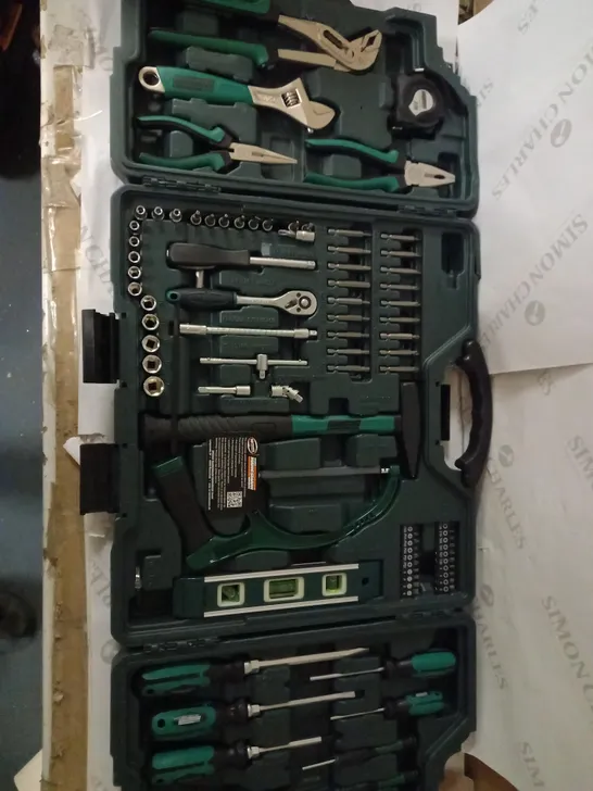 MANNESMANN UNIVERSAL TOOL SET