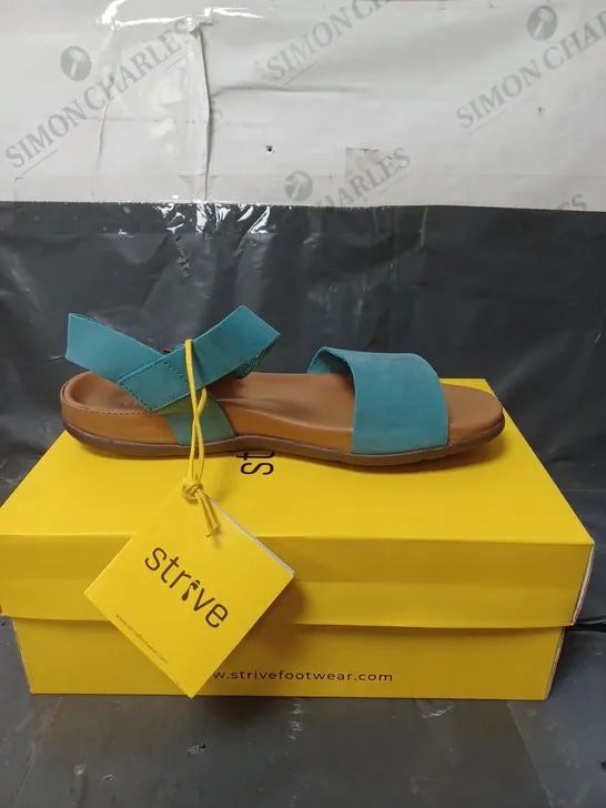 STRIVE LADIES SANDALS TEAL SIZE 7