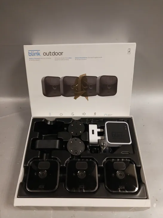 BOXED BLINK OUTDOOR BATTERY-POWERED 4 CAMERA SECURITY SYSTEM 