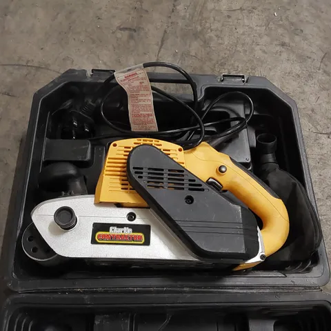 CLARKE CONTRACTOR BELT SANDER WITH CASE