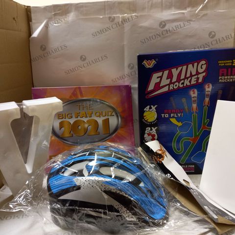 LOT OF 5 ASSORTED ITEMS TO INCLUDE BICYCLE HELMET , BIG FAT QUIZ 2021 , FLYING ROCKET ECT