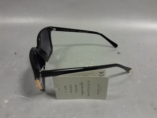 RADLEY LONDON BLACK FRAMED SUNGLASSES