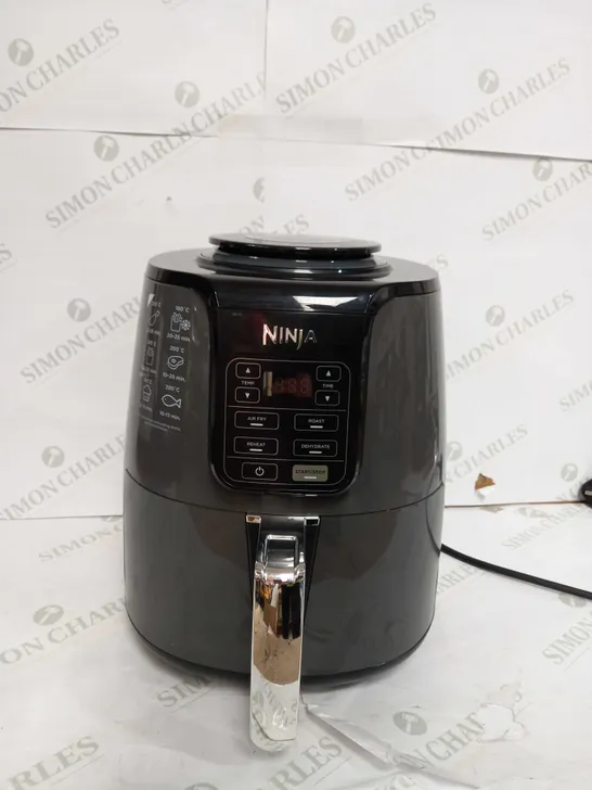 NINJA AIR FRYER 3.8L AF100UK