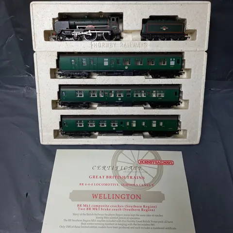 BOXED HORNBY RAILWAYS WELLINGTON BR 4-4-0 LOCOMOTIVE SCHOOL CLASS V IN GREEN/BLACK