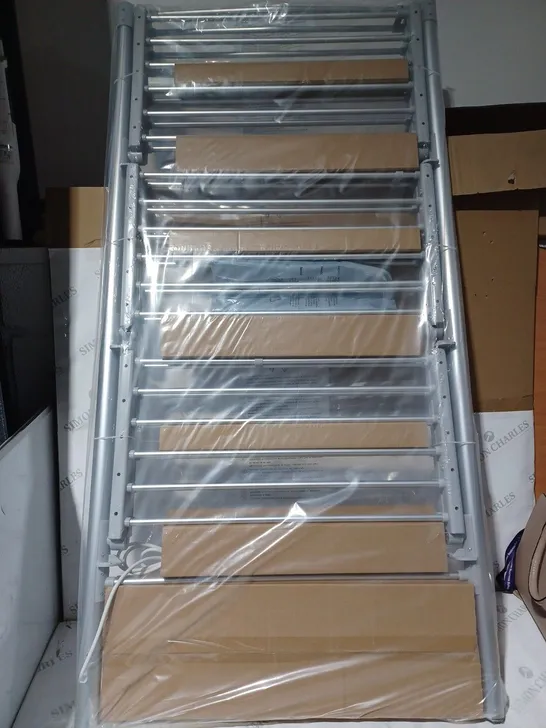 HEATED AIRER WITH COVER