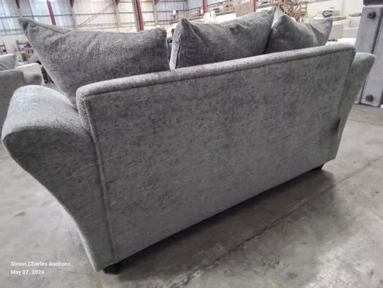 DESIGNER FABRIC UPHOLSTERED 2 SEATER SOFA IN LIGHT GREY