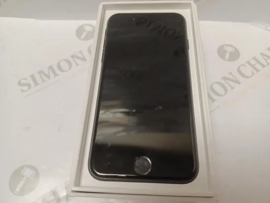 BOXED APPLE IPHONE 7 (A1778)