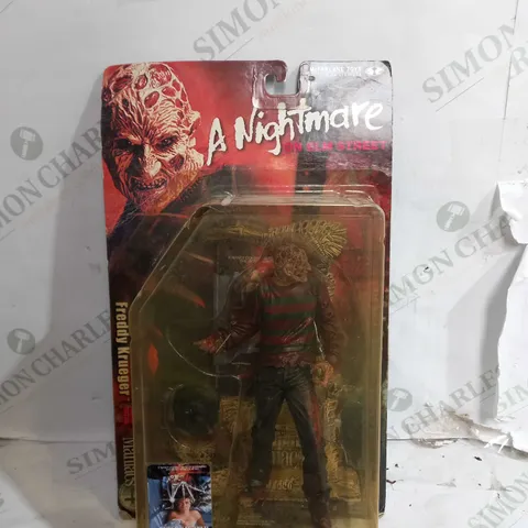 FREDDY KRUEGER ACTION FIGURE NEW 2001 MOVIE MANIACS SERIES 4 MCFARLANE AMRICONS