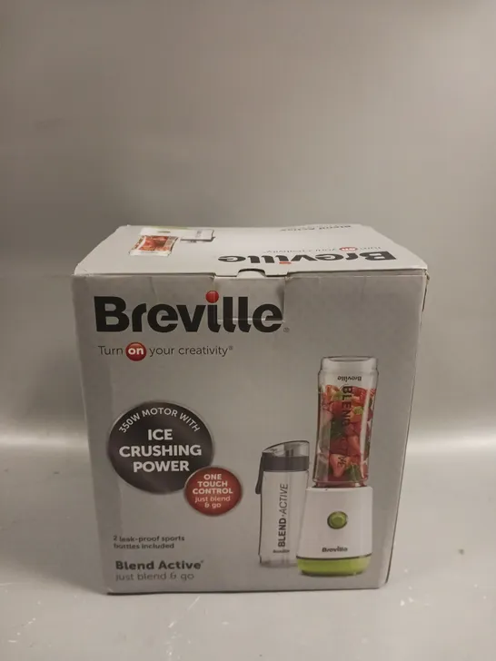 boxed BREVILLE blend active blend and go includes 2 leak proof sports bottles. 