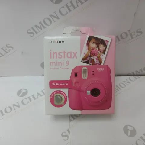 BRAND NEW BOXED FUJIFILM INSTAX MINI 9 INSTANT CAMERA