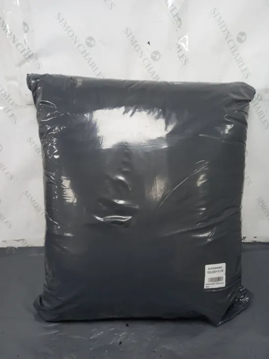 SEALED AND BAGGED MICROFIBRE SUPER KING MATTRESS 