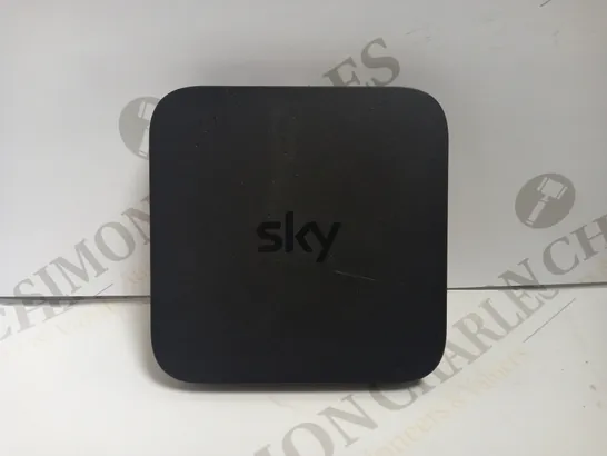 SKY IP061-EF-ANT STREAMING PUCK