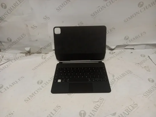 APPLE IPAD KEYBOARD AND CASE IN BLACK 