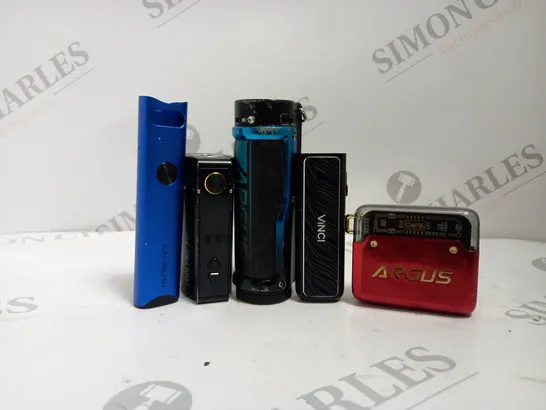 APPROXIMATELY 20 ASSORTED VAPING UNITS TO INCLUDE CALIBURN, VOOPOO VINCI, VOOPOO ARGUS, INNOKIN COOLFIRE Z50 ETC. 