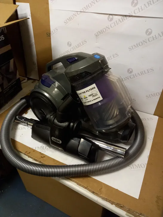 RUSSELL HOBBS TITAN 2 PET CYLINDER VACUUM IN GREY AND PURPLE