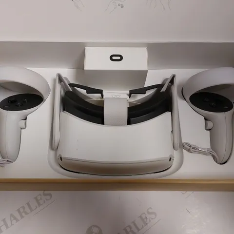 OCULUS QUEST 2 VR HEADSET - 64GB 