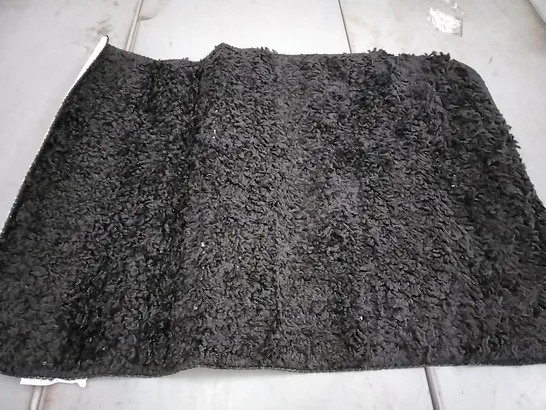 BRAND NEW GILDER BATH MAT SIZE 40 X 55CM IN BLACK