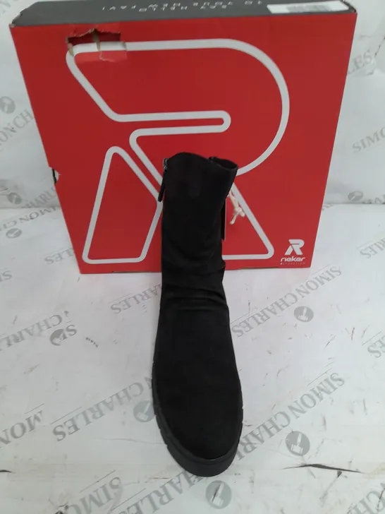 BOXED PAIR OF RIEKER BLACK FLEECE LINING BOOTS SIZE 5