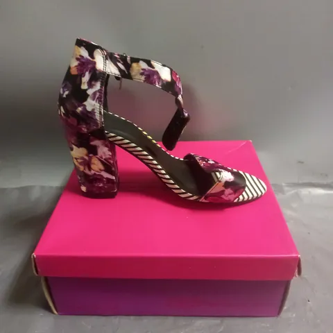 DOLCIS LADIES HIGH HEELED SANDALS PURPLE FLORAL SIZE 6