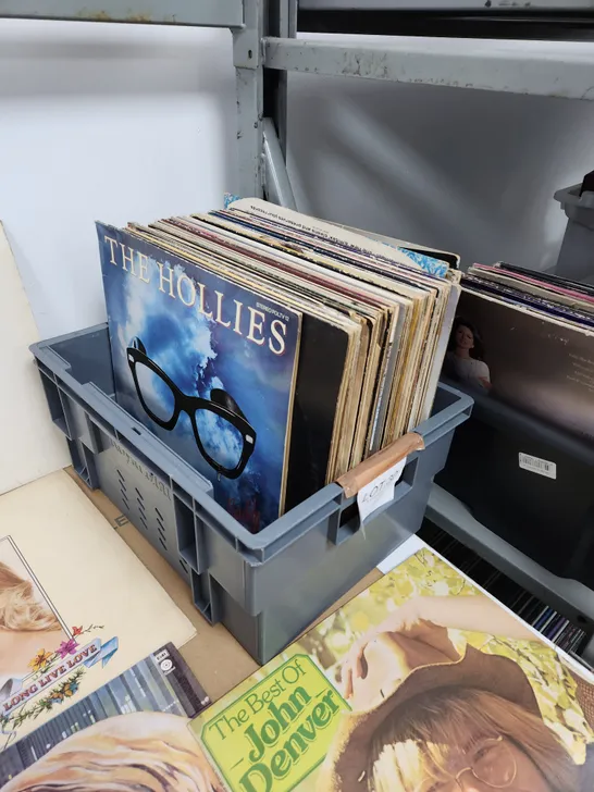 A COLLECTION OF VINYL RECORD LPs ETC