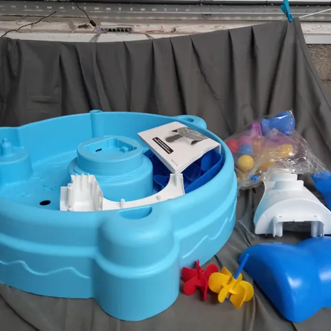 LITTLE TIKES SPINING SEAS WATER TABLE - COLLECTION ONLY 