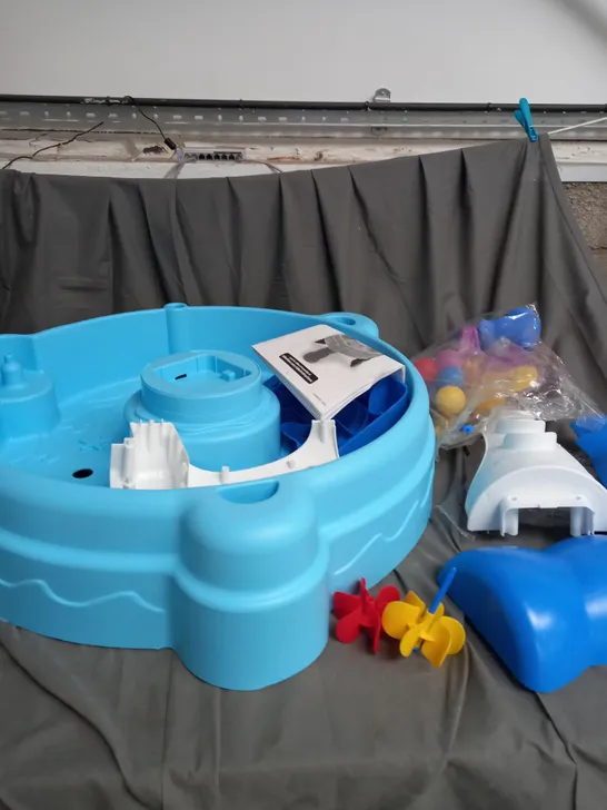 LITTLE TIKES SPINING SEAS WATER TABLE - COLLECTION ONLY  RRP £57.99