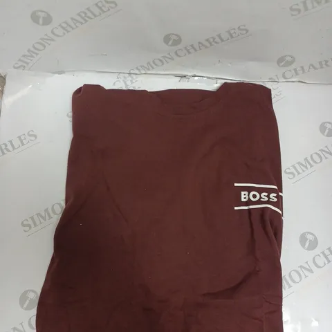 BOSS ROUND NECK CREW TOP - MAROON - MEDIUM. 