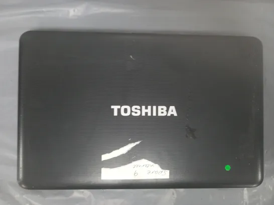 TOSHIBA SATELLITE C850-1MC	15 INCH PENTIUM B960 2.20GHZ