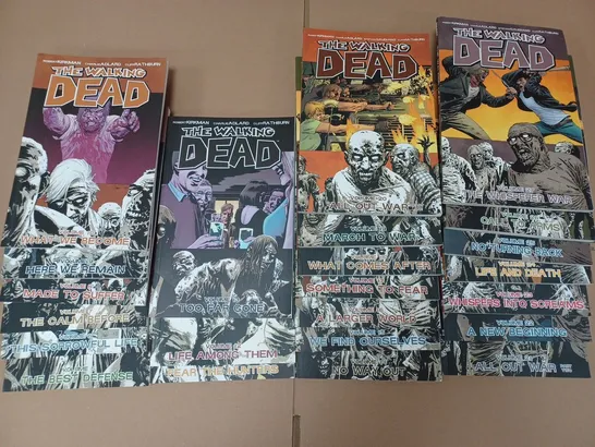 LOT OF 23 WALKING DEAD GRAPHIC NOVELS VOLUMES 5 THROUGH TO 27