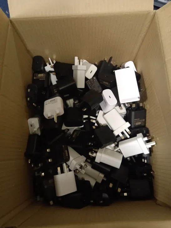 BOX OF ASSORTED ANDROID ORIGINAL PLUGS