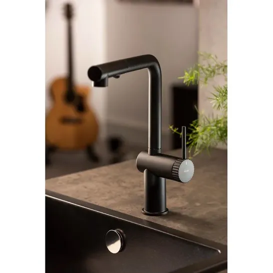 BOXED ABODE FRACTION SINGKE LEVER PULL OUT SPRAY TAP