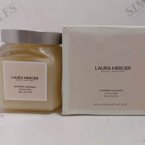 LAURA MERCIER ALMOND COCNUT HONEY BATH - 340G