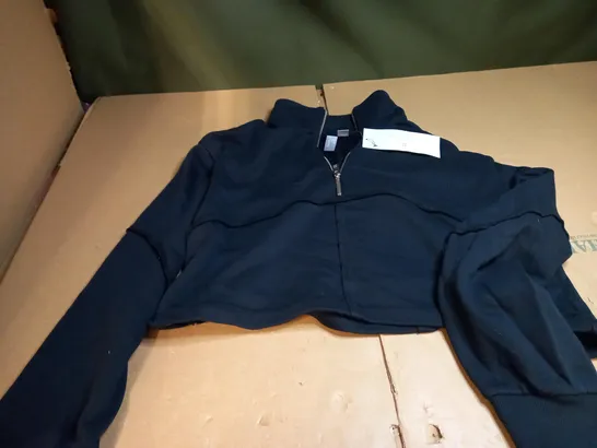 REVIVE HALF ZIP SWEATSHIRT US SIZE 8