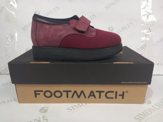 BOXED PAIR OF FOOTMATCH VELCRO STRAP SHOES IN BURGUNDY SIZE UNSPECIFIED