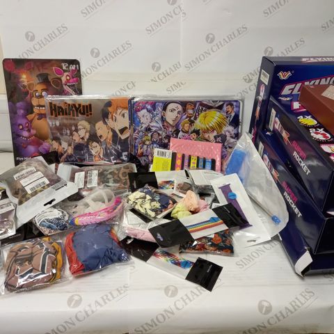 LOT OF APPROX 25 ASSORTED ITEMS TO INCLUDE WALL DECORATION, SHO-GI GAME AND SCRUNCHIES