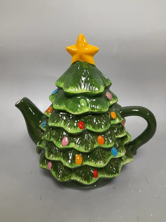 MR NOST TREE TEAPOT 