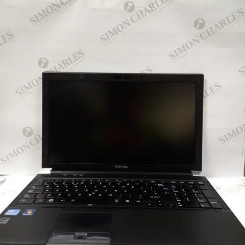 TOSHIBA TECRA R850 LAPTOP IN BLACK