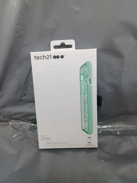 100 X BOXED TECH21 3-LAYER DROP PROTECTION CASES TO IPHONE 7 IN GREEN