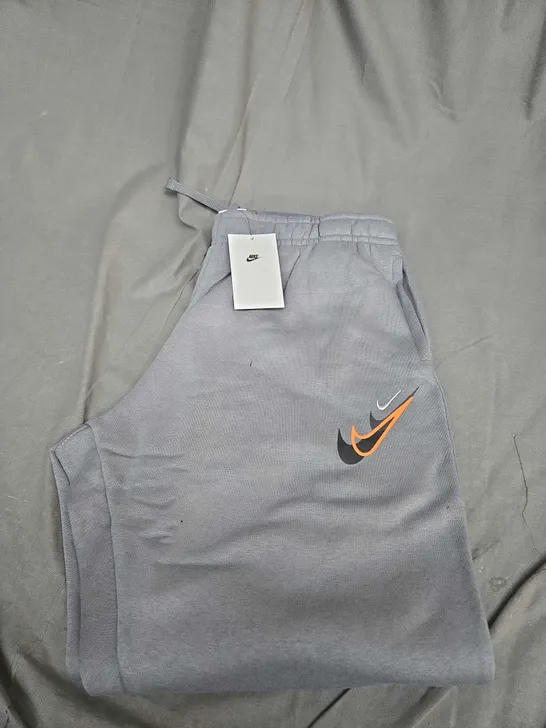 NIKE FLEECED TRACKSUIT SIZE L