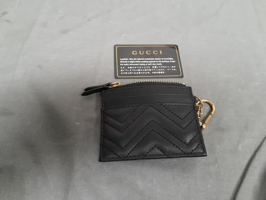 BOXED GUCCI ZIP UP CARD WALLET IN BLACK