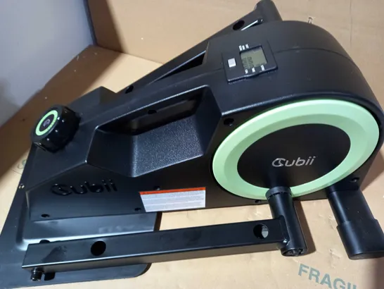 CUBII JR2 SEATED SMOOTH ACTION ELLIPTICAL TRAINER