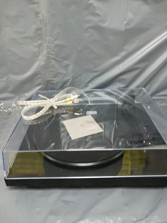 PROJECT A1 BLACK TURNTABLE