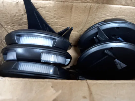 BELL & HOWELL DUAL FUNCTION SET OF LED ULTIMATE DISK LIGHTS