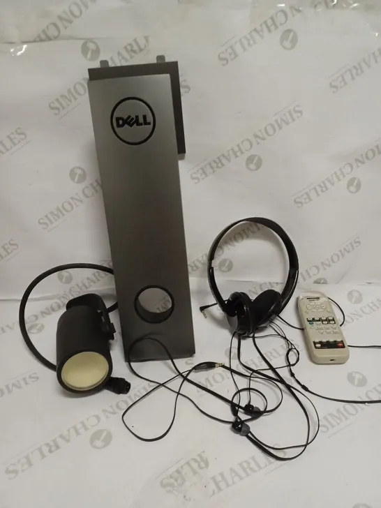 LOT TO CONTAIN 5 X ASSORTED TECH PRODUCTS, INCLUDES DELL COMPUTER STAND, SKULL CANDY HEADSET, EARPHONES ETC 