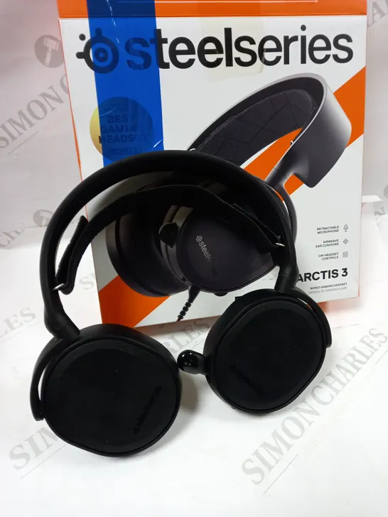 STEELSERIES ARCTIS 3 - ALL-PLATFORM GAMING HEADSET 