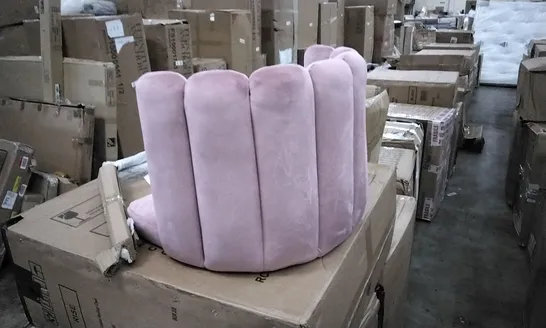 BOXED DESIGNER PINK PLUSH FABRIC UPHOLSTERED CHAIR 